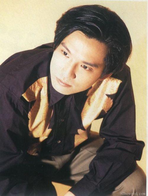 黄家驹女友rita的照片,美丽与才华并存的魅力女神